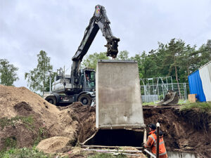 regenwaterput-circulair-beton-plaatsing